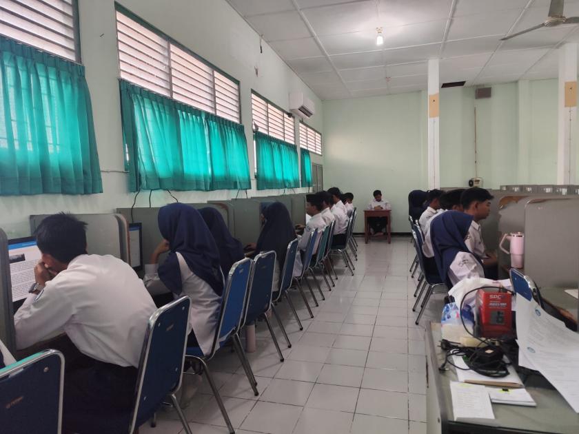 Hadapi Soal Bahasa Indonesia di Sesi Dua PPTKA Pertama , Siswa MTsN 3 Sleman Akui Cukup Menantang