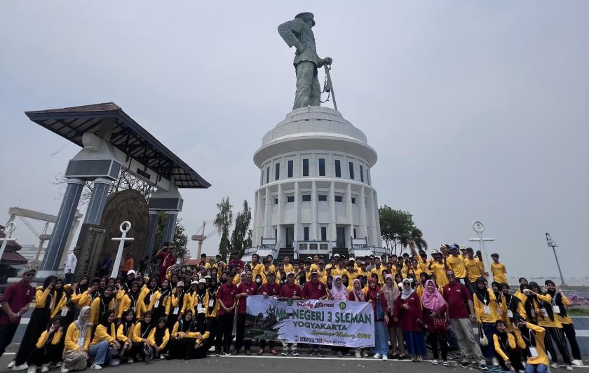 Guna Perluas Wasasan, MTsN 3 Sleman Lakukan Studi Literasi