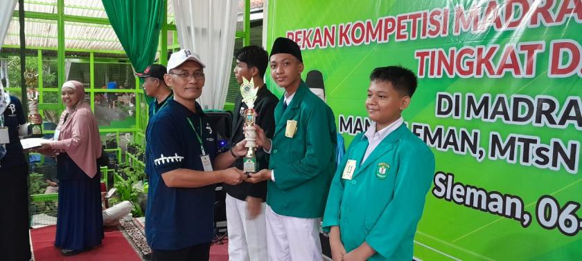 Benzimo Sumbang 1 Piala untuk Kontingen Kabupaten Sleman Ajang PKM DIY