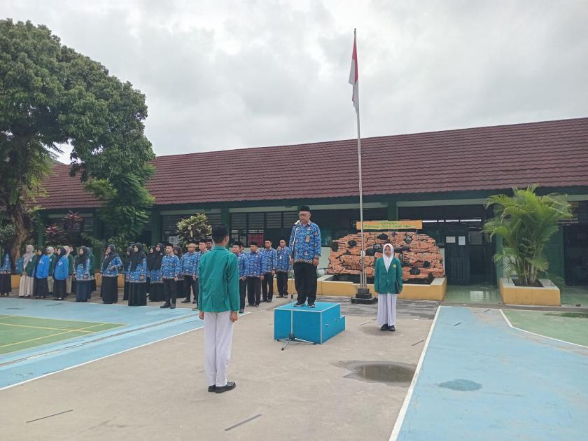 MTsN 3 Sleman Gelar Apel Peringatan Hari Sumpah Pemuda Ke-98 secara Khidmat