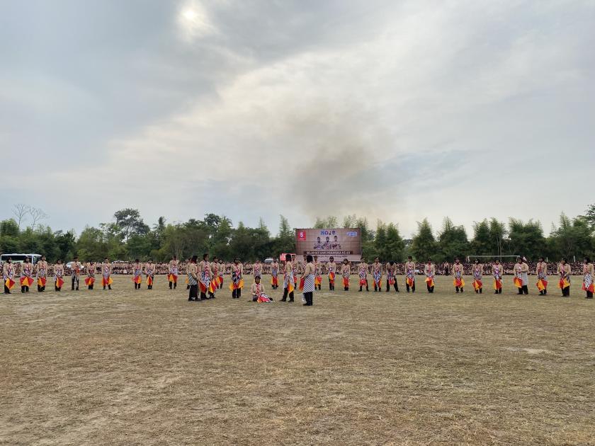 Memukau! Siswa MTsN 3 Sleman Tampilkan Tari Semafor pada Apel Besar Pramuka Kwarcab Sleman