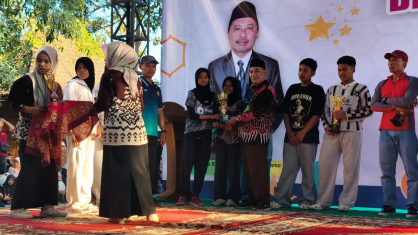 Srikandi Matsanega Gemilang! Duet Aini-Richa Segel Emas Tenis Meja PKM Sleman 2026
