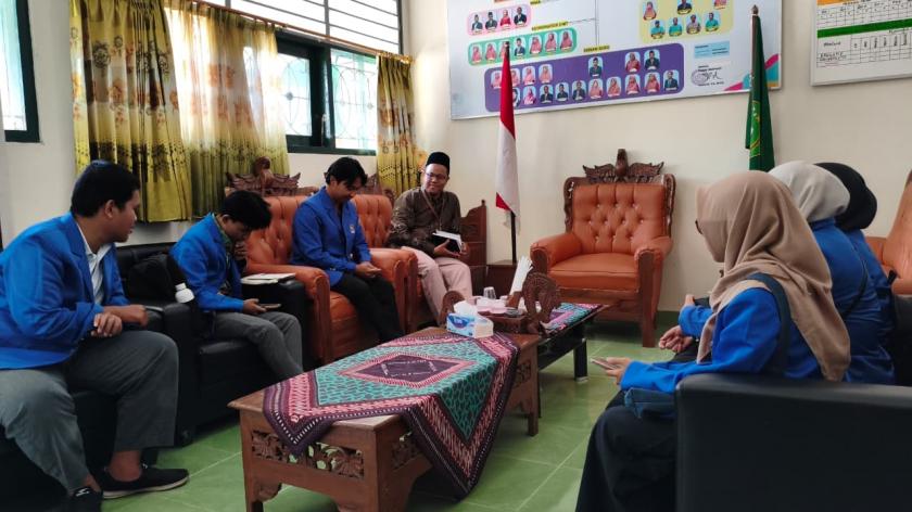 Persiapan PLP, 6 Mahasiswa PAI UII Audiensi ke MTs N 3 Sleman
