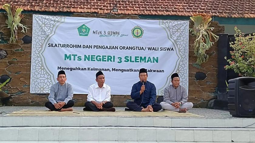 Songsong Ramadhan, MTsN 3 Sleman Gelar Silaturahim dan Pengajian Orang Tua Siswa