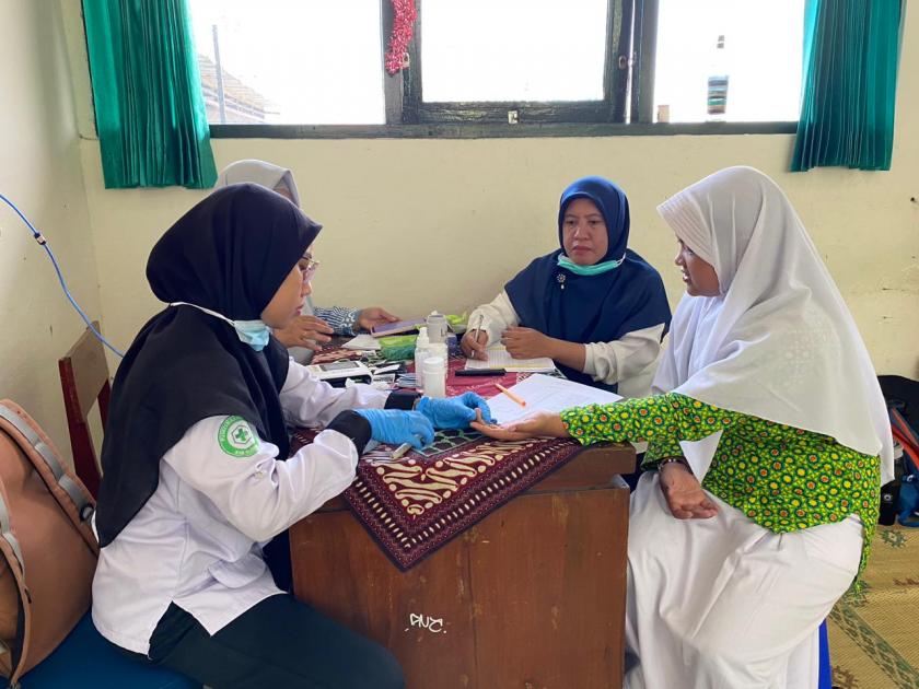 Identifikasi Anemia Pada Siswi, MTsN 3 Sleman Bersama Puskesmas Ngemplak II Lakukan Cek Hemoglobin