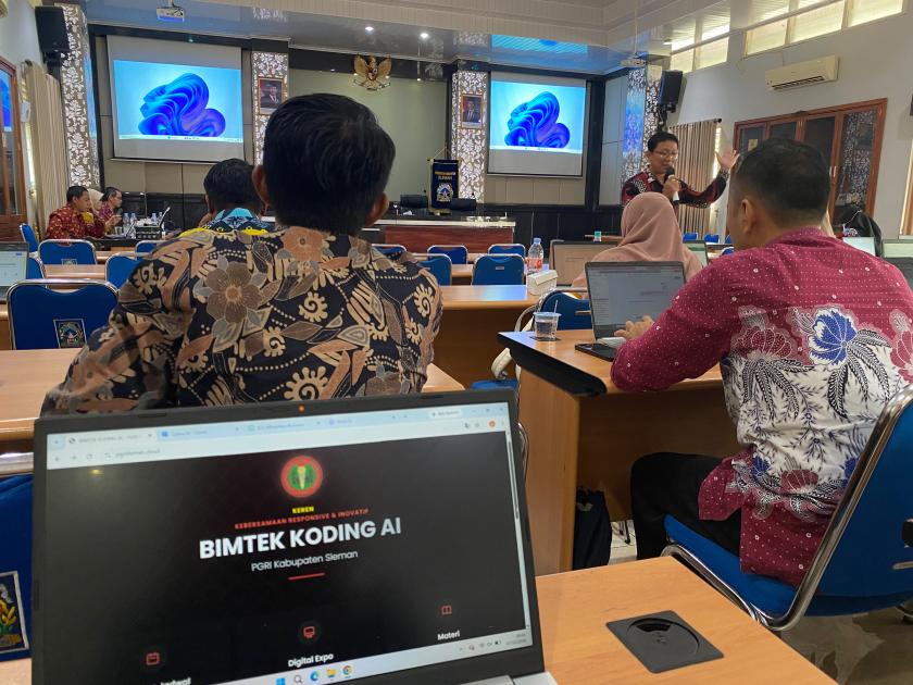 Perwakilan Guru MTs Negeri 3 Sleman Ikuti Bimtek Koding dan AI