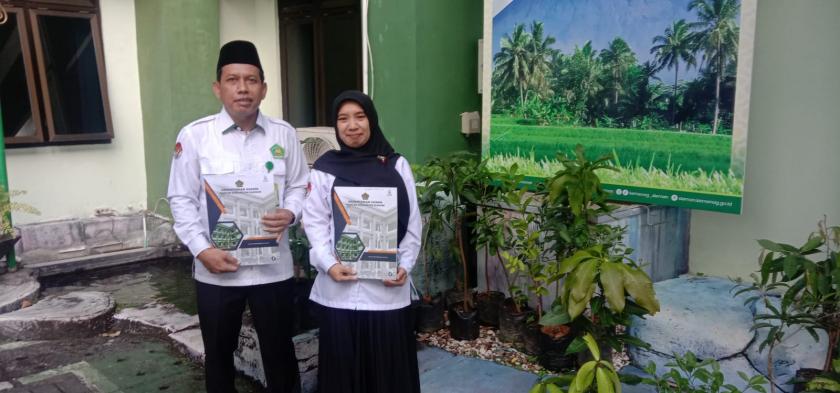 Kepala MTs N 3 Sleman Terima SK dan Piagam Penghargaan AGTK Tingkat Kabupaten Sleman Tahun 2026