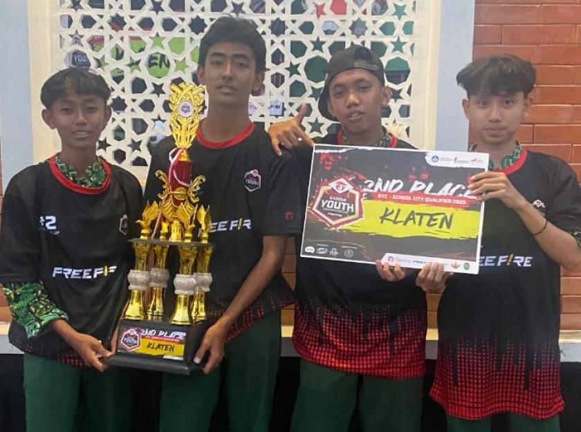 Empat Siswa MTs N 3 Sleman Menangkan Kejuaraan Garena Youth Championship
