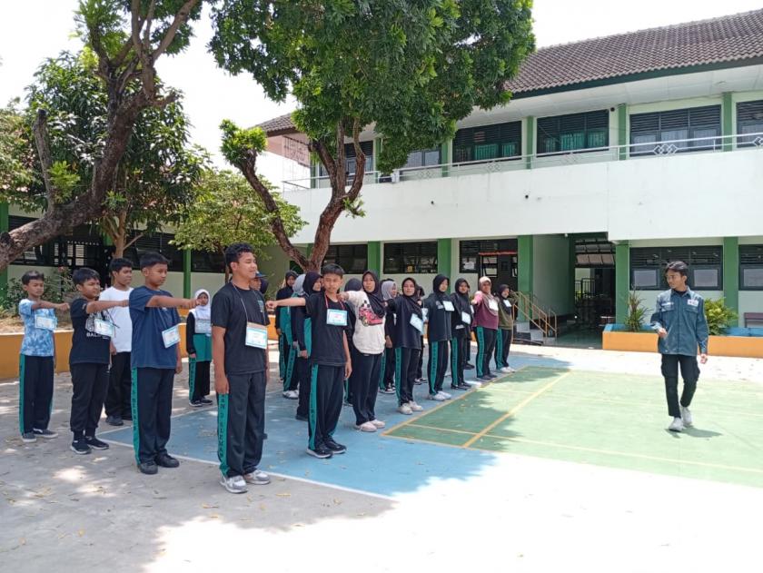 Tanggap Secepat Cahaya: Calon Pengurus PMR MTs Negeri 3 Sleman Diuji Lewat Seleksi Praktik