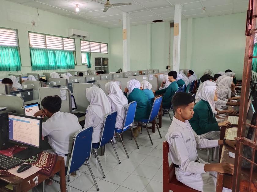 Hari Pertama Try Out TKA-TKAD Tahap II MTs Negeri 3 Sleman Berjalan Lancar