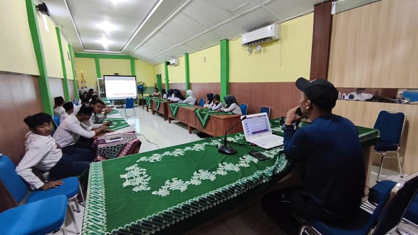 Semangat Baru untuk Bumi: Pembekalan Kader Adiwiyata MTsN 3 Sleman Siap Wujudkan Madrasah Hijau