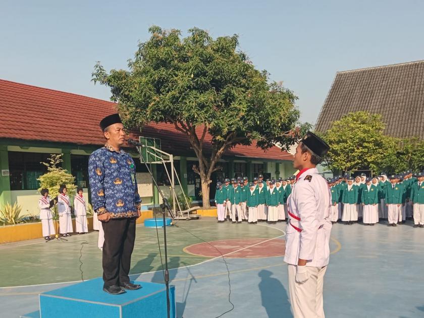 Detik-Detik Proklamasi Menggema di Langit MTs Negeri 3 Sleman