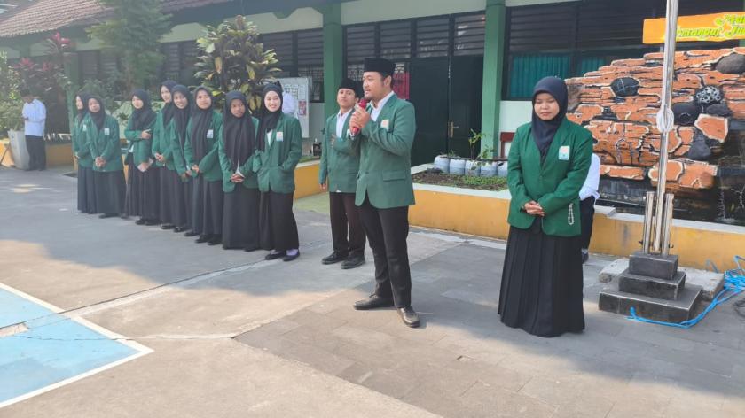 MTs Negeri 3 Sleman Sambut dan Kenalkan Mahasiswa PLP UIN Sunan Kalijaga kepada Peserta Didik