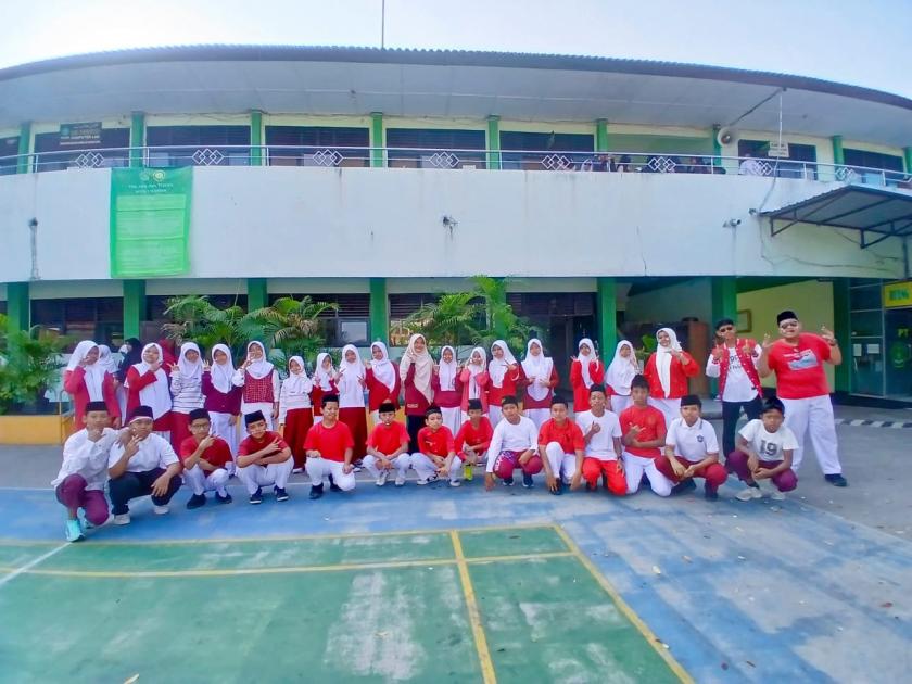 Gelorakan Semangat Kemerdekaan, Merah Putih Membara di Barisan 7C MTsN 3 Sleman
