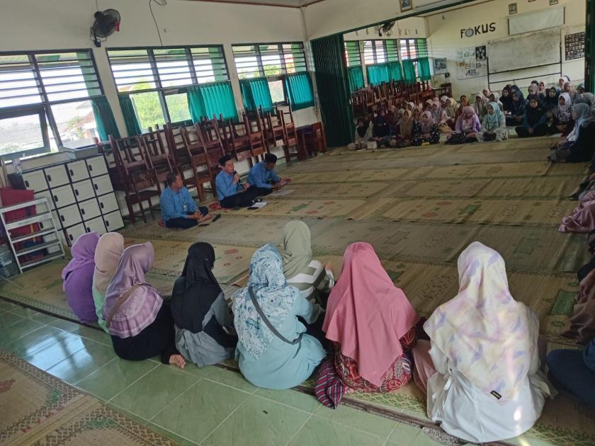 Pertemuan Wali Siswa Kelas VII Awali Pembagian Rapor di MTs Negeri 3 Sleman