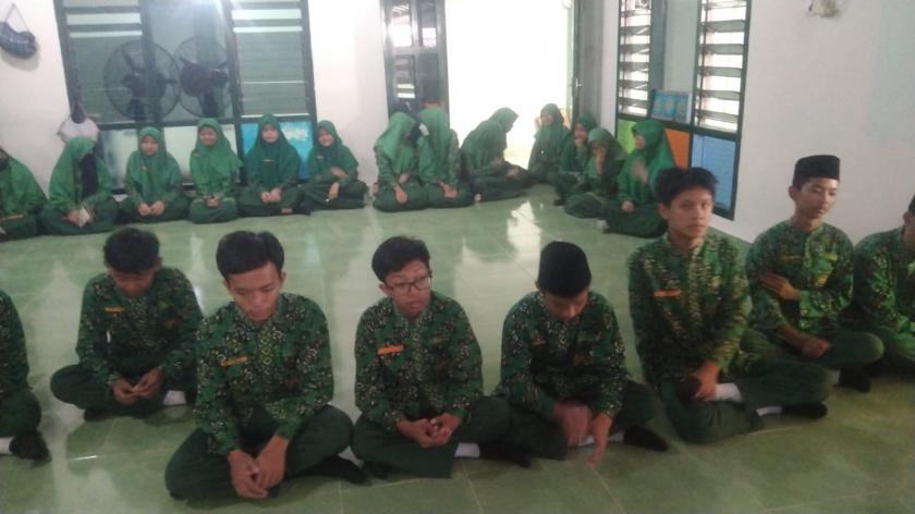 Tertibkan Pelaksanaan Salat Jumat, Rohis MTs Negeri 3 Sleman Laksanakan Koordinasi Rutin