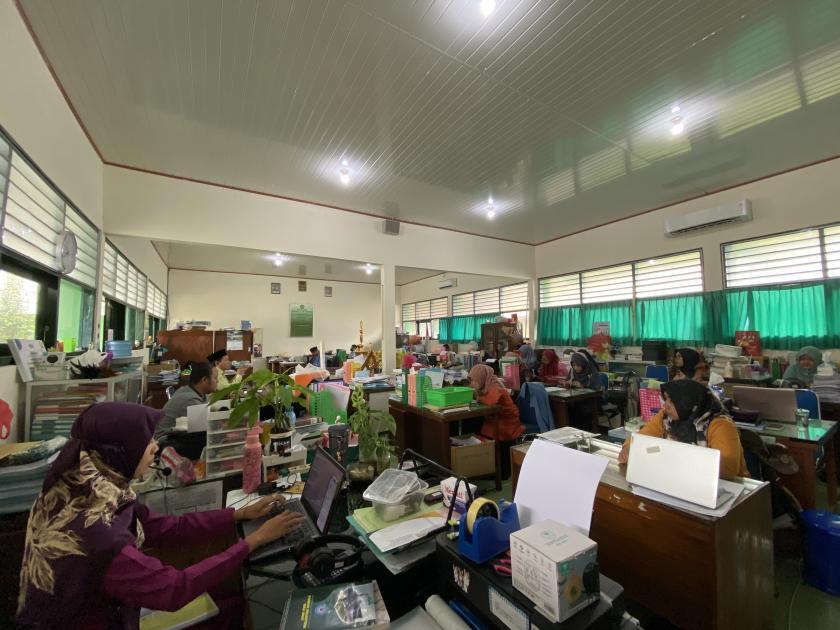 Perkuat Kesiapan, MTsN 3 Sleman Gelar Rapat Koordinasi Jelang Visitasi Akreditasi Perpustakaan Daarus Saqofah