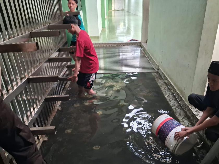 Dukung Madrasah Adiwiyata, Kader Penghematan dan  Konservasi Air MTsN 3 Sleman Manfaatkan Daur Ulang Air Kolam Cuci Kaki