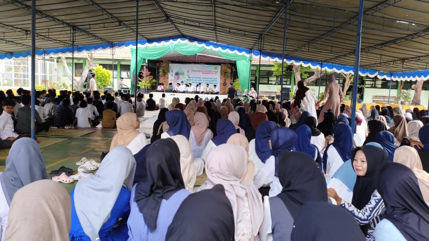 Pengajian dan Peringatan Maulid Nabi Muhammad Rasulullah Shallallahu ’Alaihi Wasallam 1448 H di MTs Negeri 3 Sleman