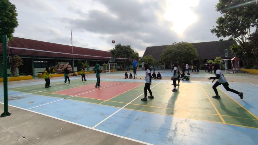 Tim Voli MTsN 3 Sleman Lakukan Gelar Laga Persahabatan dengan MIN 2 Sleman