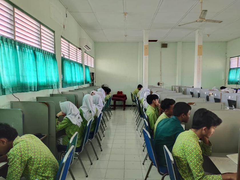 Tanpa Kendala, Gladi TKA MTsN 3 Sleman Sesi Pertama Berjalan Sukses