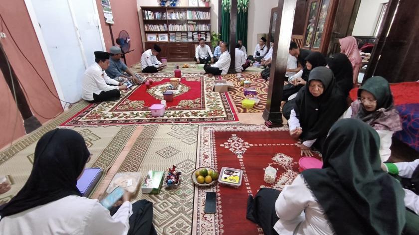 Wujud Syukur dan Ukhuwah, Guru-Pegawai MTsN 3 Sleman Gelar Acara Hormat Haji