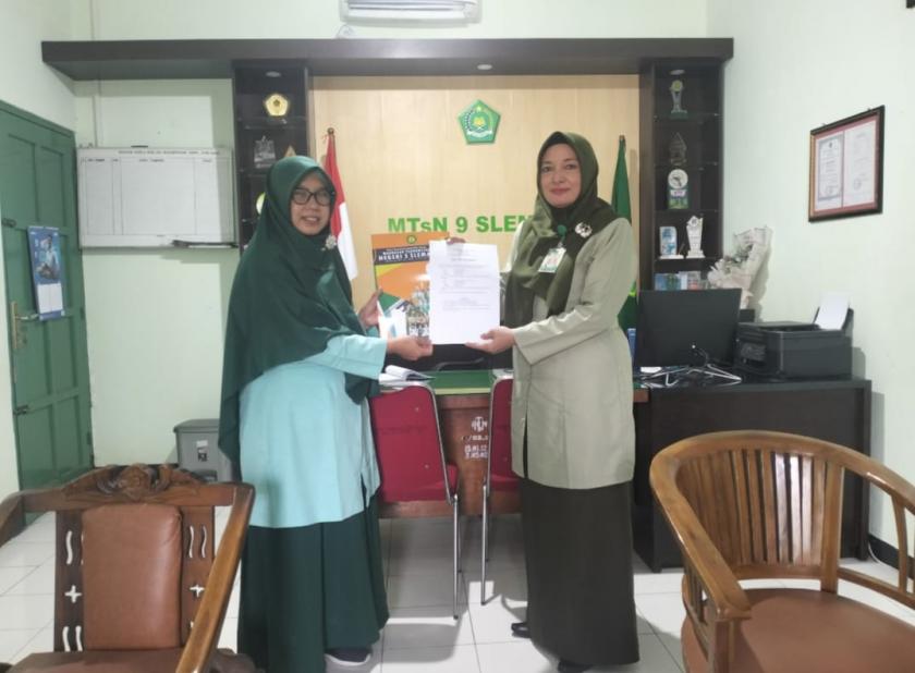 MTsN 3 Sleman dan MTsN 9 Sleman Tandatangani MoU Silang Layan Perpustakaan