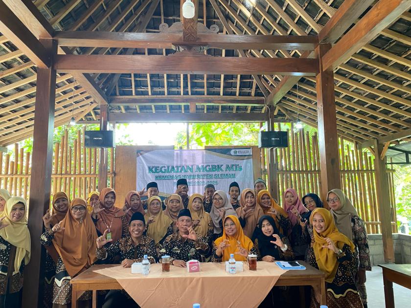 Tingkatkan Profesionalitas, Dua Guru BK MTs N 3 Sleman  Aktif Hadiri Forum MGBK MTs Kabupaten Sleman