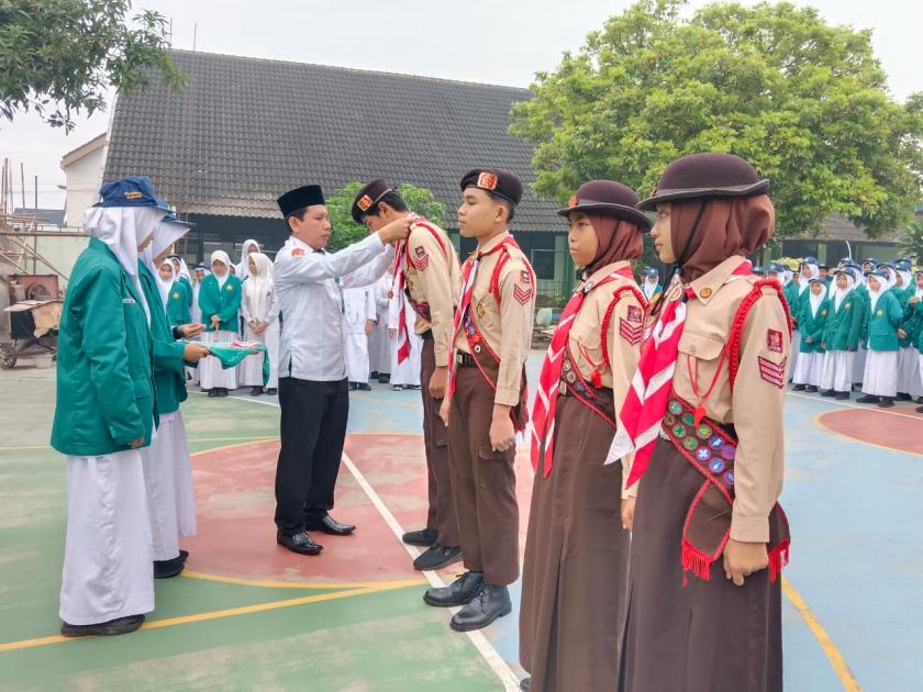MTsN 3 Sleman Beri Penghargaan Empat Siswa Yang Torehkan Prestasi Sandang Predikat Pramuka Garuda
