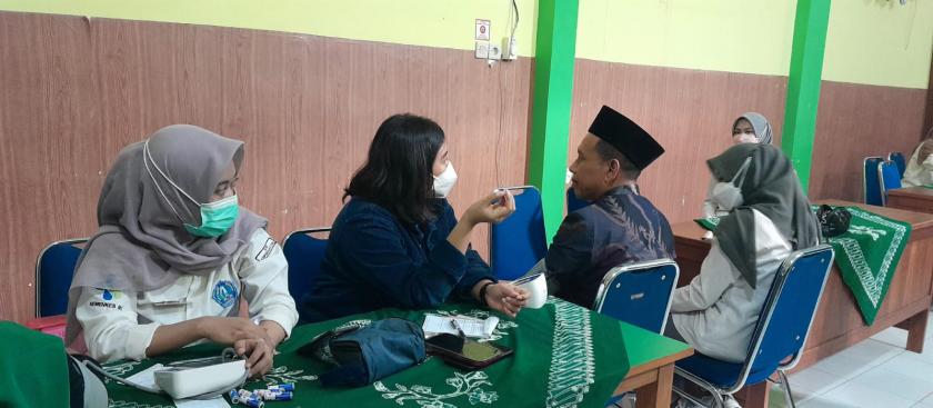 Target Sehat dalam Tugas, MTsN 3 Sleman Gelar Pemeriksaan Kesehatan Berkala bagi Guru dan Pegawai Bekerjasama dengan  Puskesmas Ngemplak 