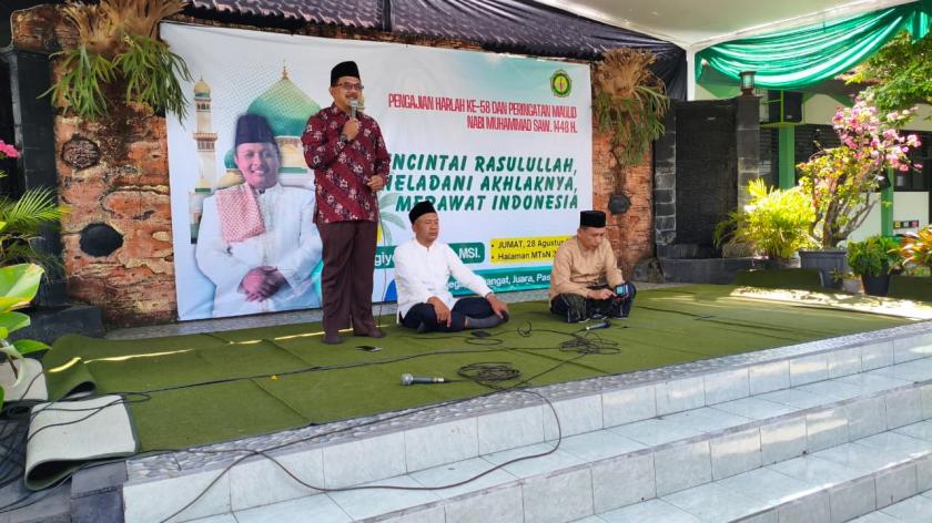 Cinta Rasul Teladani Akhlaknya, Sambutan Ketua Komite MTs Negeri 3 Sleman Menggugah dan Memupuk Iman