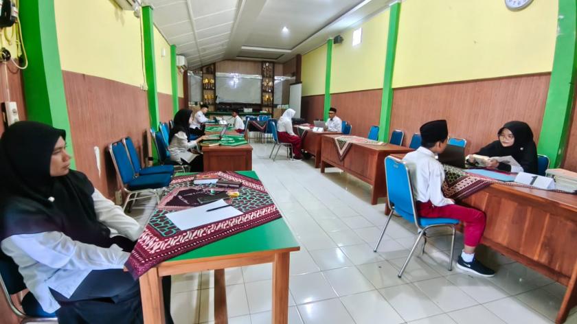 Seleksi Tahap Kedua PMBM JPTT MTs Negeri 3 Sleman Dimulai, 52 Calon Siswa Uji Hafalan Al-Qur’an