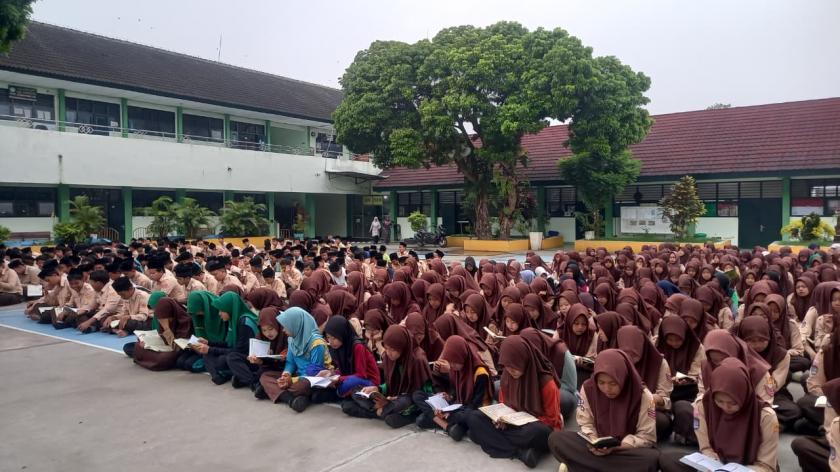 Jumat Berkah, Matsanega Hebat Gaungkan Surah Yasin di Langit MTs Negeri 3 Sleman