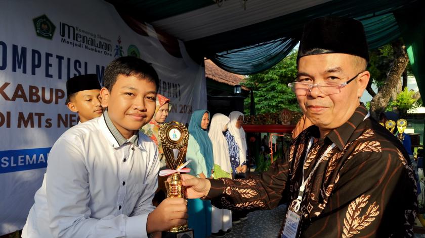 MTs Negeri 3 Sleman Raih Juara 1 Lomba Pidato Bahasa Indonesia PKM Kabupaten Sleman