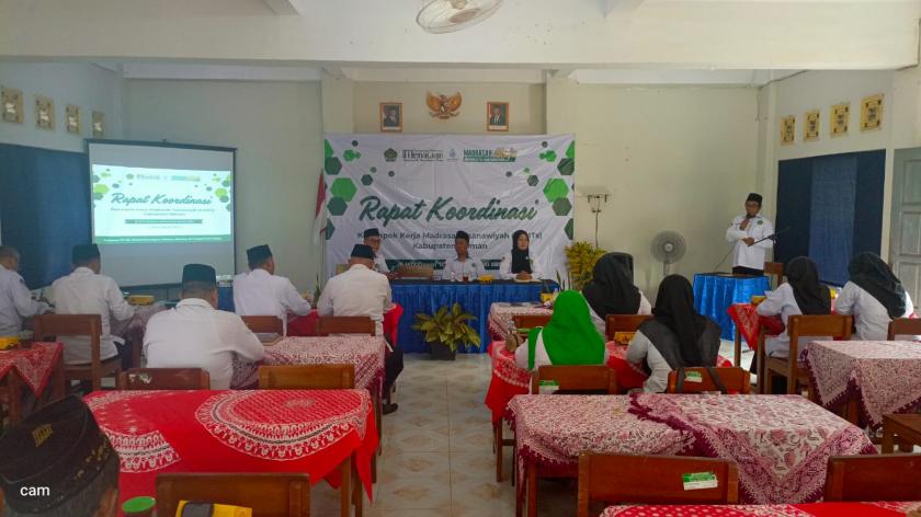 Kepala MTsN 3 Sleman Aktif Ikuti  Kelompok Kerja Madrasah