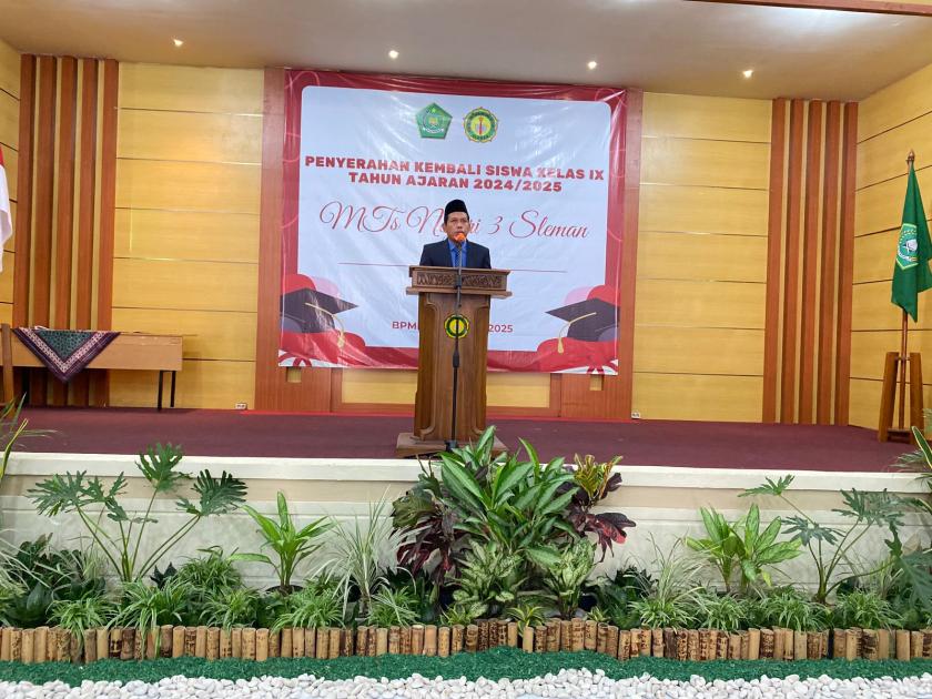 Sukses dan Meriah, MTs Negeri 3 Sleman Luluskan 155 Siswa pada Penyerahan Kembali Siswa Kelas IX TA 2024/2025