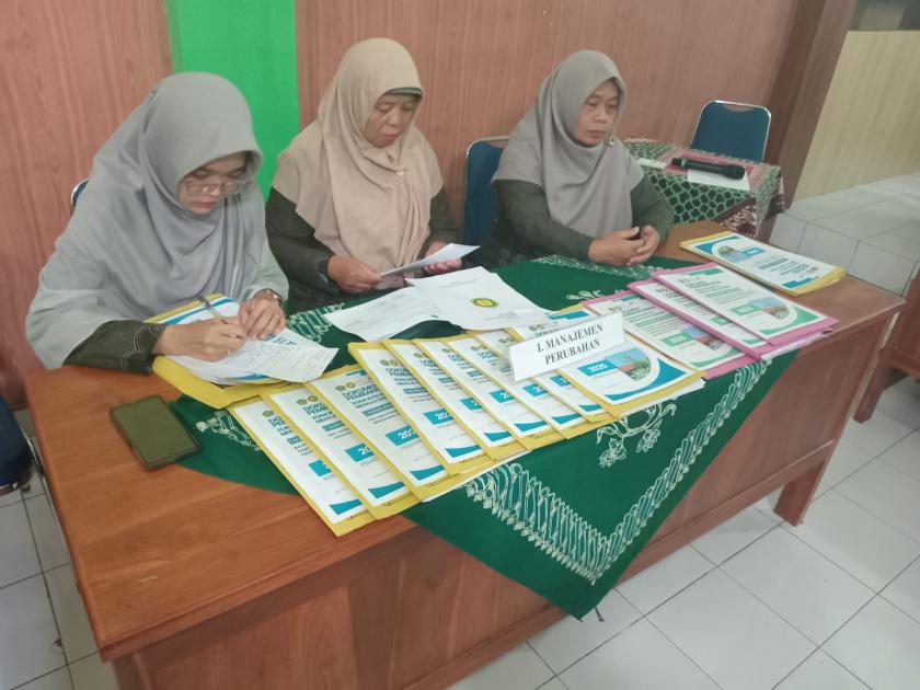 Menguatkan Komitmen, Komponen Manajemen Perubahan MTsN 3 Sleman Dipacu Jelang Monev ZI