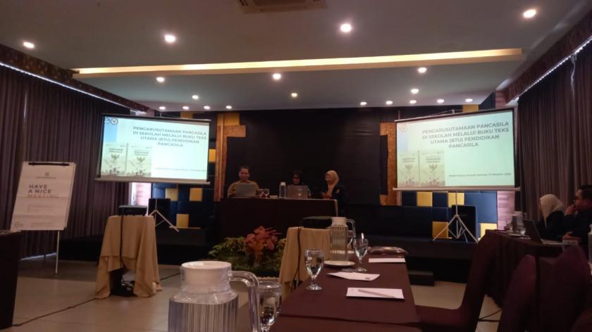 Guru MTsN 3 Sleman Hadiri FGD: Pengarusutamaan Pancasila dalam Kebijakan Penddikan Kewarganegaraan di Sekolah