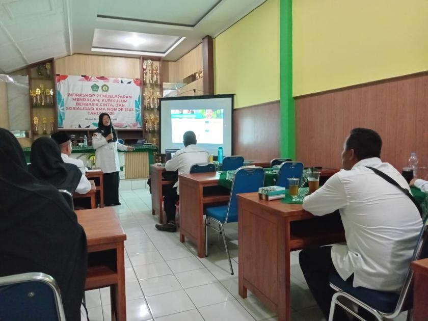 Hari Kedua Workshop MTs Negeri 3 Sleman Fokuskan Pembelajaran Mendalam dan Kurikulum Berbasis Cinta