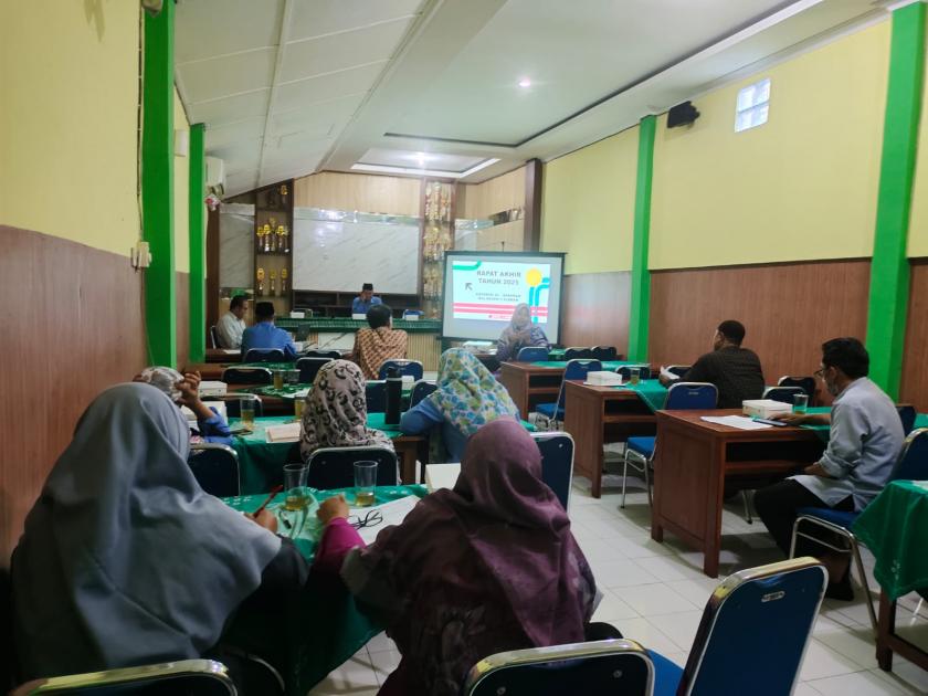 Transparansi Koperasi Al Barokah, MTs Negeri 3 Sleman Gelar Rapat Anggota Tahunan