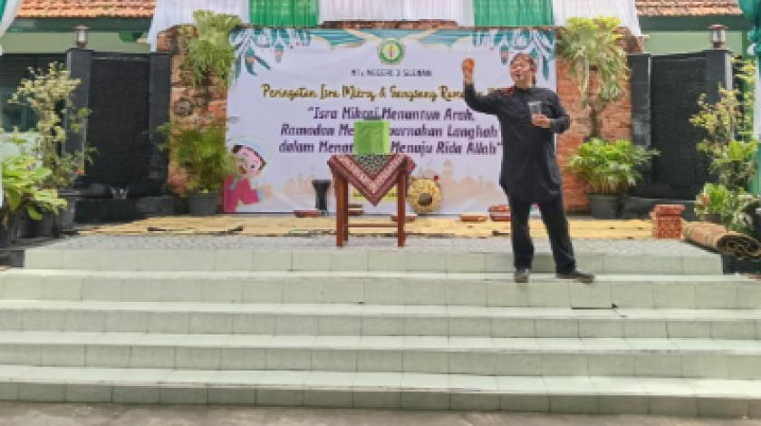MTs N 3 Sleman Gelar Pengajian Pakde Bob, Songsong Ramadan dengan Semangat Taqwa