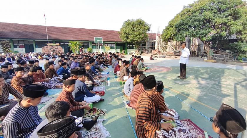 Haru dan Doa Mengiringi Purna Tugas Mulyono, S.Pd., M.A. di MTsN 3 Sleman